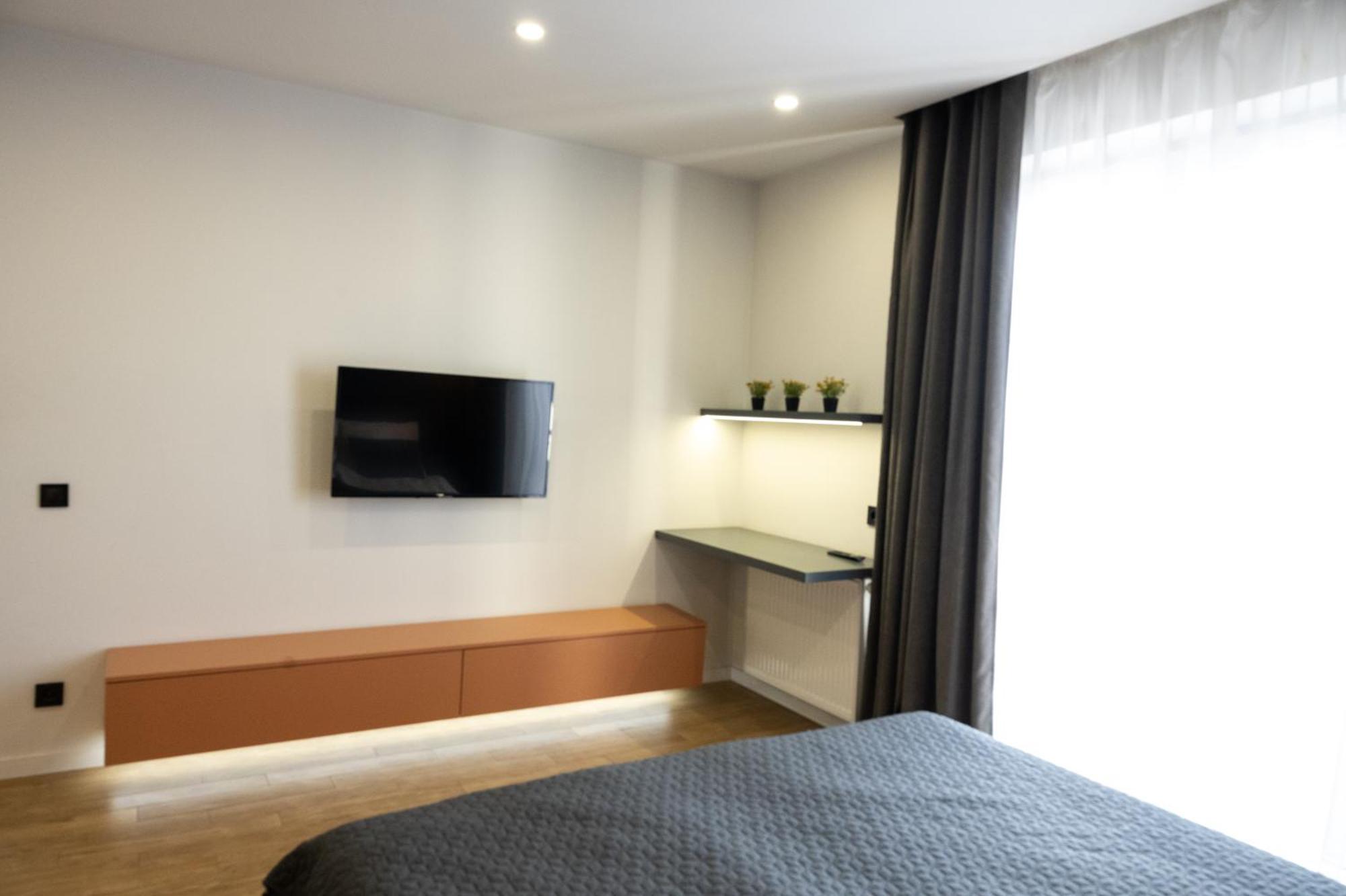 Luxury Apartments “Bozdosh” Ujgorod Dış mekan fotoğraf